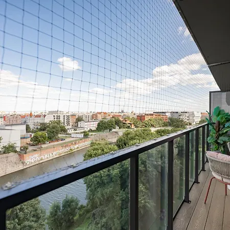 Apartment River Paradise With Parking Spot