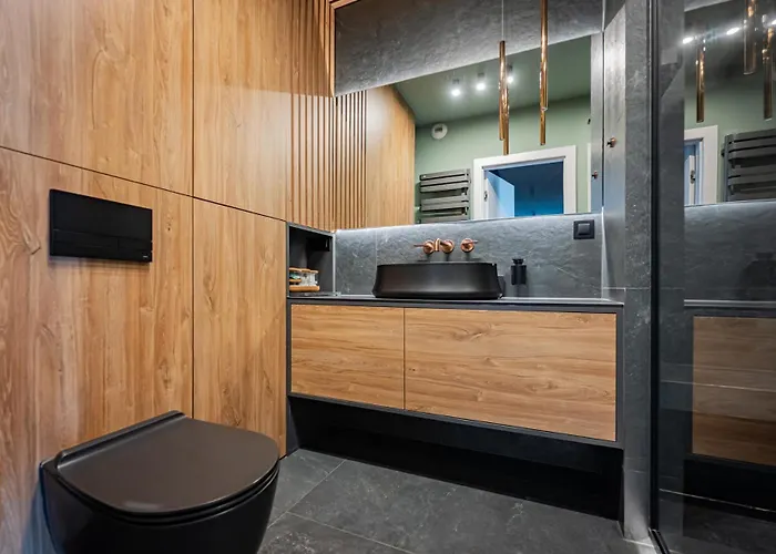 River Paradise With Parking Spot *