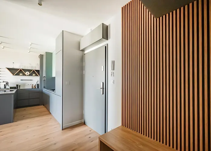 River Paradise With Parking Spot *